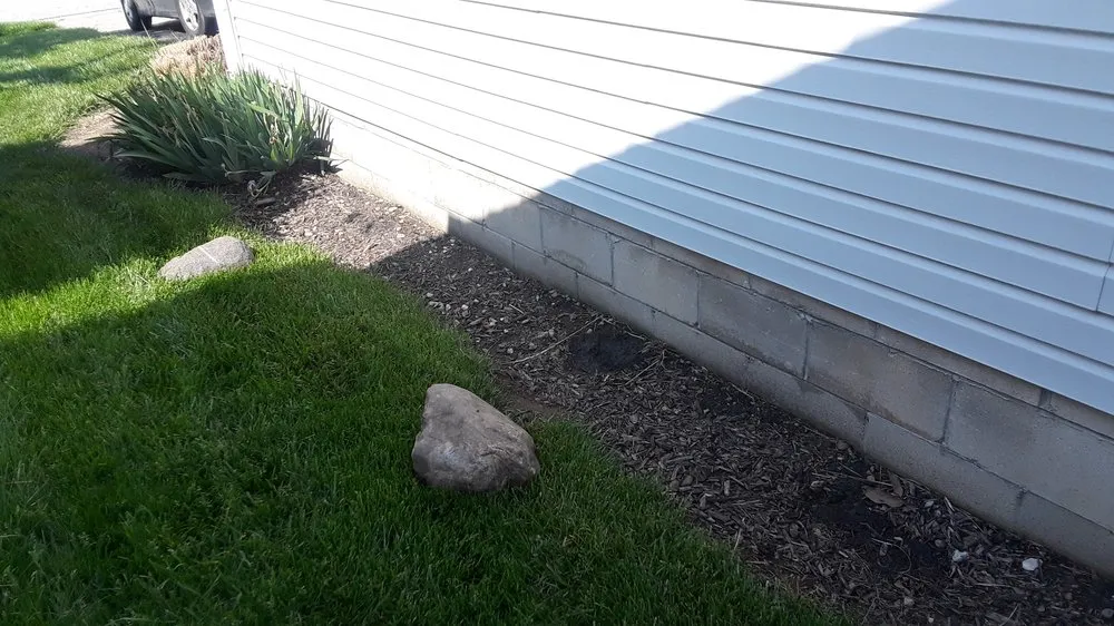 Custom lawn care service for year-round maintenance across Urbana, OH - Haver-Rosales LLC