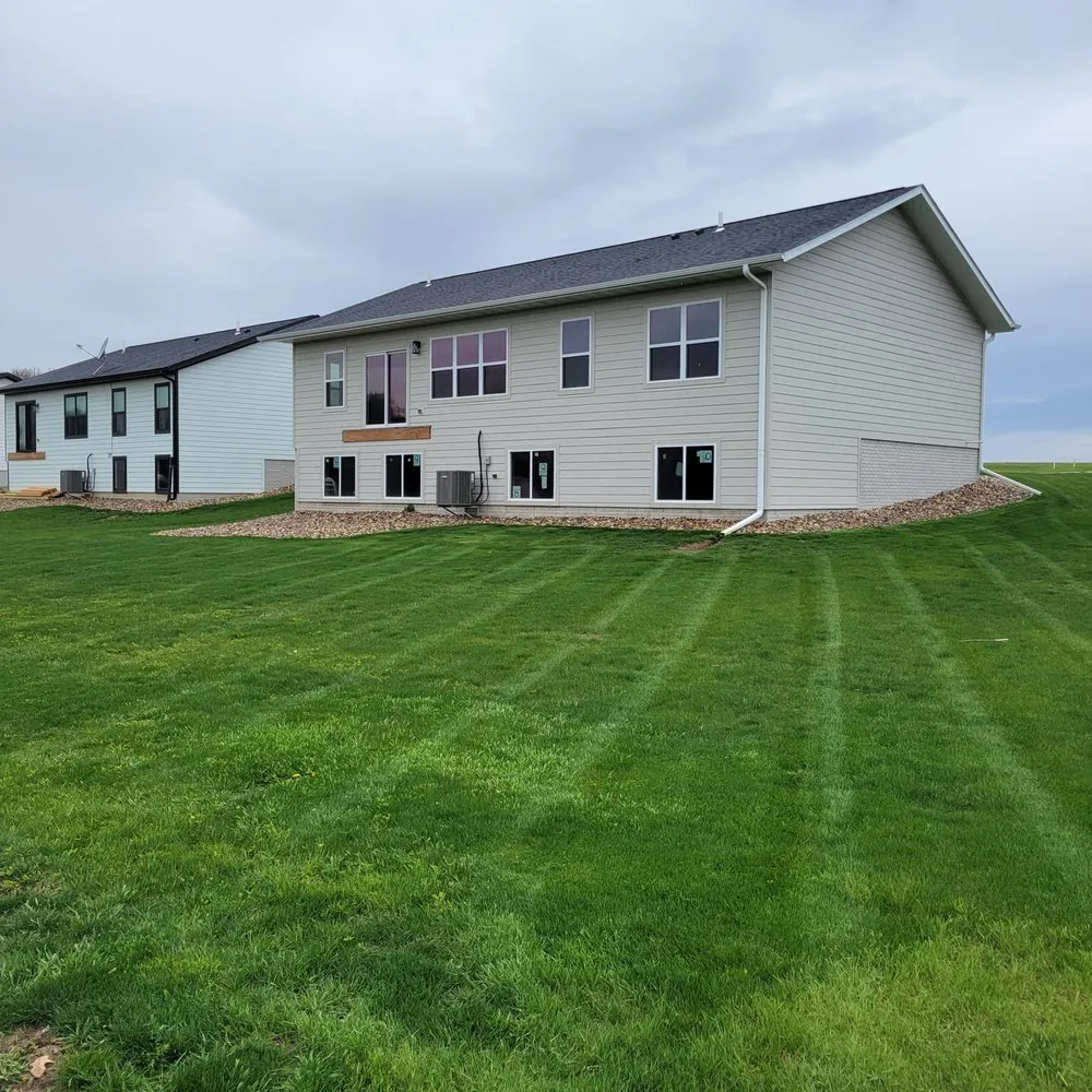 Local yard cleanup service for beautiful yards across Maurice, IA - Haverdink Lawn Care