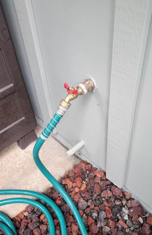 Custom residential landscaping in Honolulu, HI by Hawaii Sprinkler and Lighting