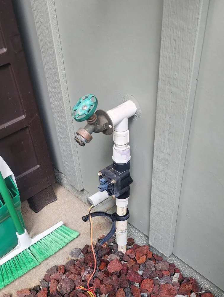 Reliable yard cleanup service for residential properties in Honolulu, HI by Hawaii Sprinkler and Lighting