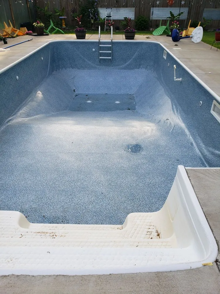 Professional yard cleanup service in Eads, TN - Hawaiian Pools and Landscaping