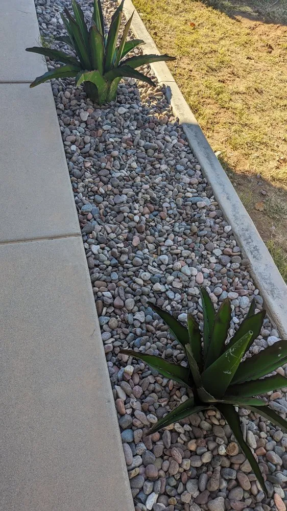 Top-rated garden landscaping in Phoenix, AZ - Hawkeye Landscaping