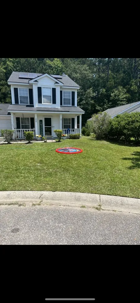 Professional landscape design for beautiful yards in Charleston, SC by Hawkins Landscape