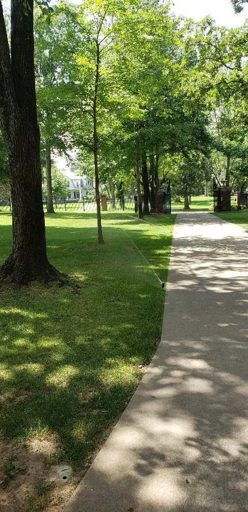 Affordable landscape design experts serving Muldrow, OK - Hawkins Landscaping Service