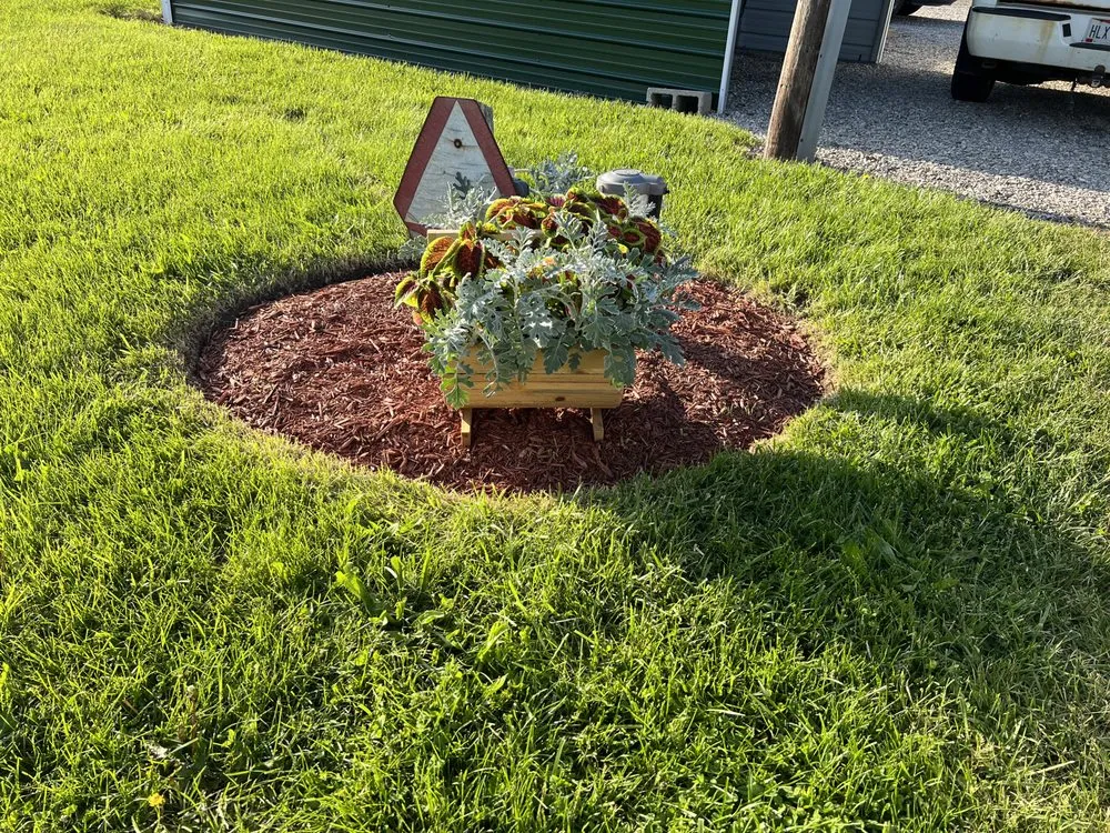 Expert outdoor landscaping experts serving Mount Sterling, OH - Hawkins Local Lawn Care