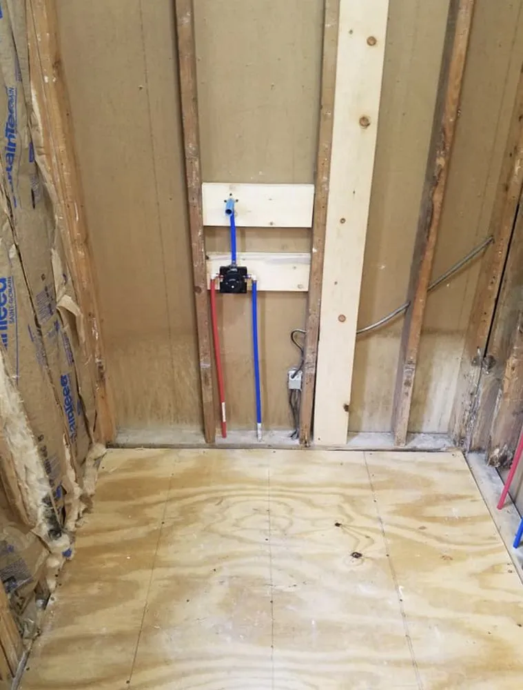 Custom residential landscaping in Oxford, MS by Hawkins