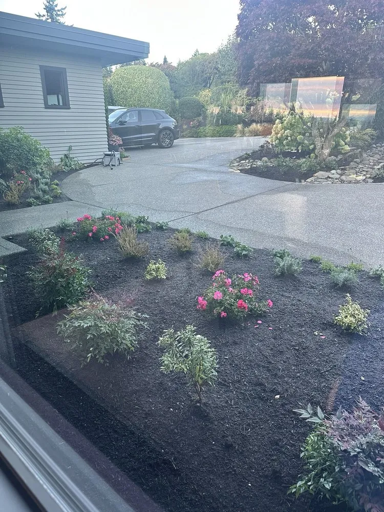 Professional landscape installation in Everett, WA - Hawks Landscaping