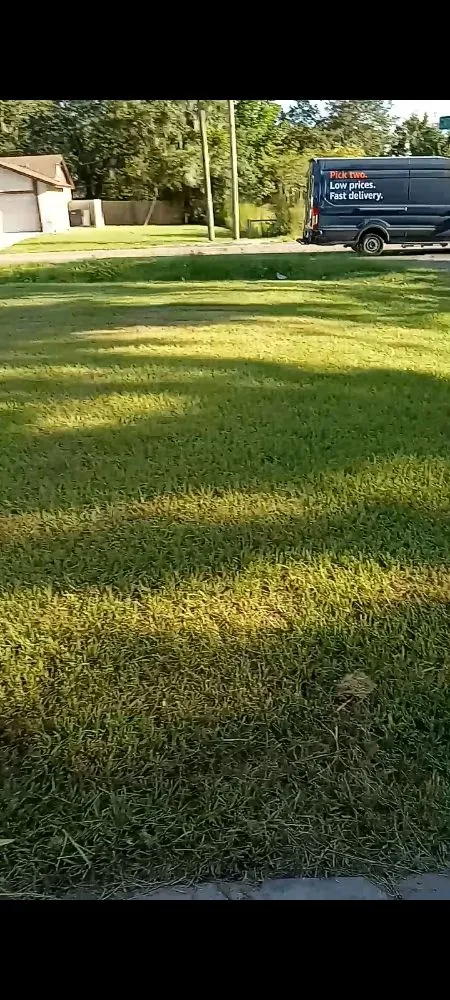 Reliable yard cleanup service in Sanford, FL - Hawk's Lawn Service Care