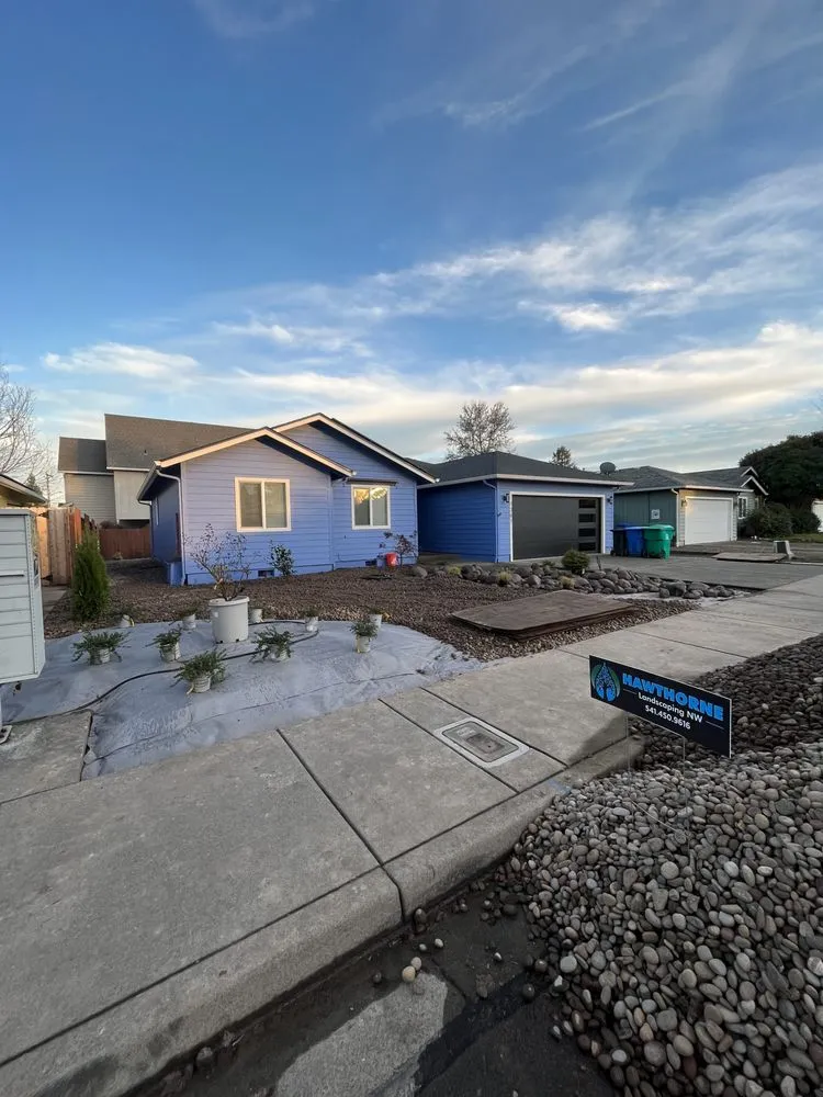 Trusted lawn mowing service experts serving Williams, OR - Hawthorne Landscaping NW