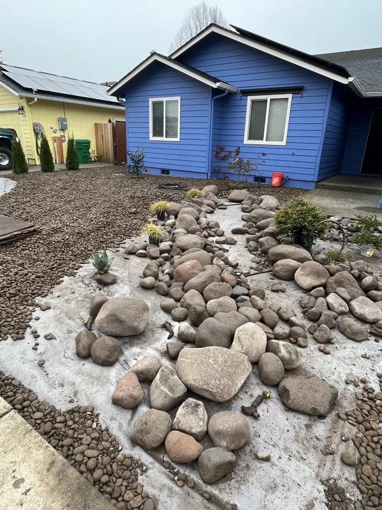 Local garden landscaping for residential properties across Williams, OR - Hawthorne Landscaping NW