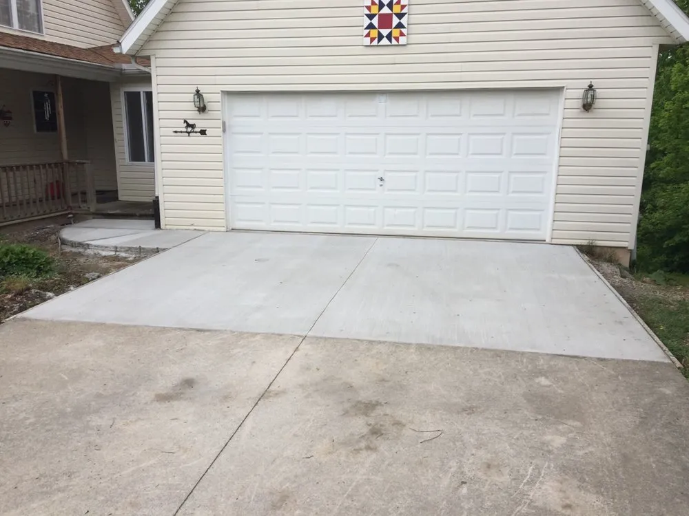 Professional yard maintenance with custom design in Catlettsburg, KY by Hay Excavation