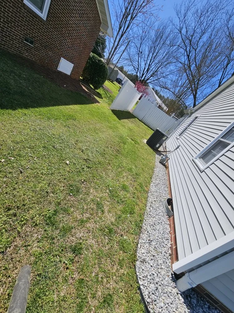 Professional lawn mowing service in Greenwood, SC - Hayes Lawn Care Service