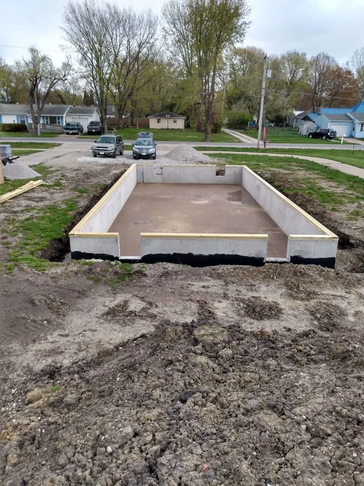 Expert lawn care service experts serving Fairfield, IA - Haynes Contracting