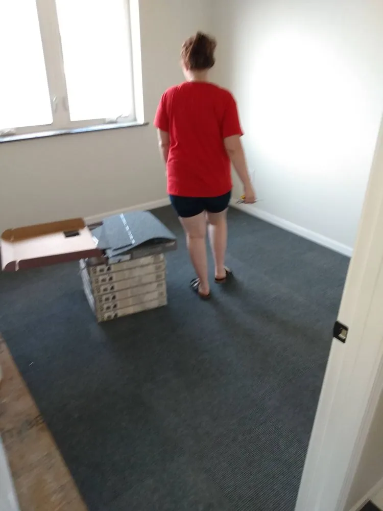 Custom lawn mowing service for year-round maintenance across Fairfield, IA - Haynes Contracting