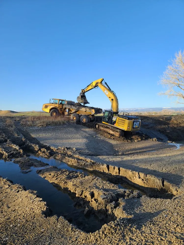 Local yard maintenance for beautiful yards in Montrose, CO by Haynes Excavation