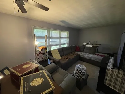 Haynes Home And Lawn Care Logo