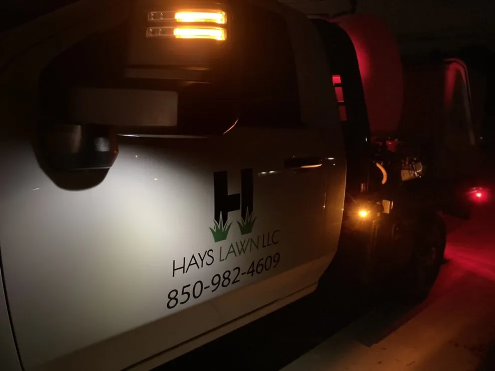 Top-rated lawn mowing service in Pensacola, FL by Hays Lawn