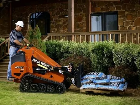 Top-rated lawn mowing service in Hot Springs, AR by Hays Rental & Sales