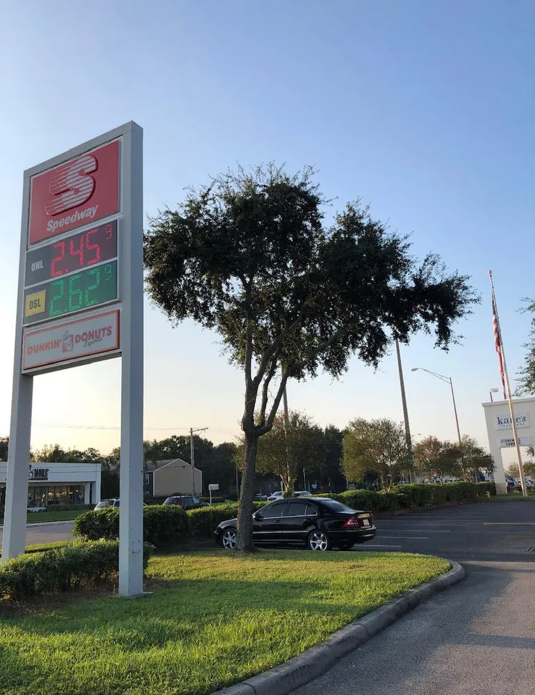 Affordable landscape installation in Polk City, FL - Hazan Property Services