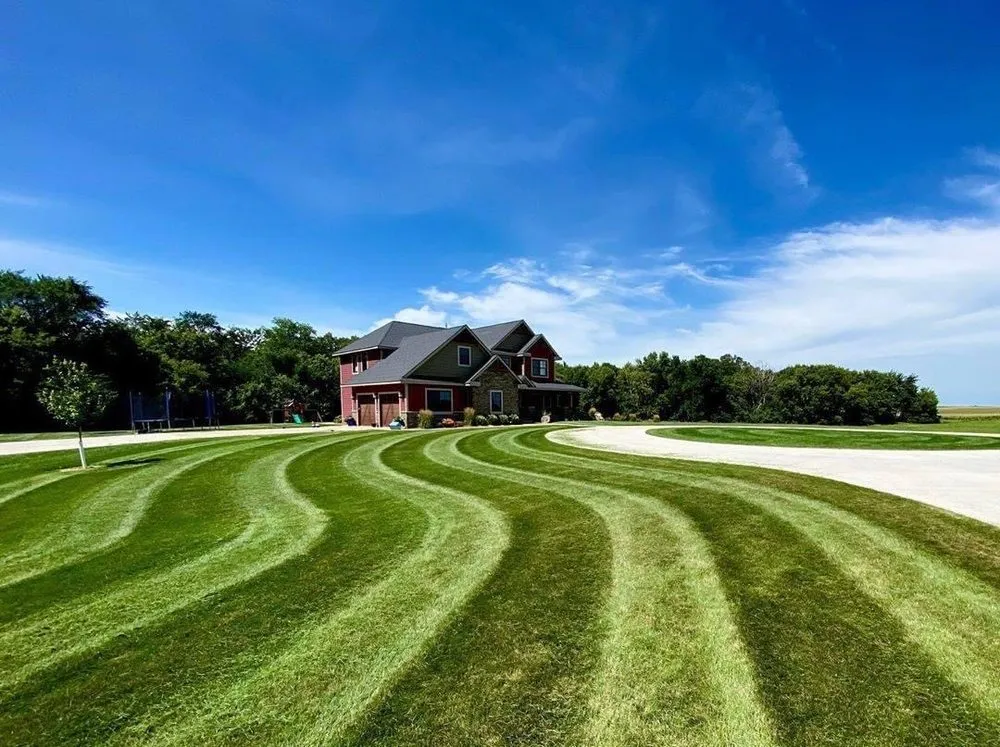 Professional residential landscaping in Chattanooga, TN by HB Lawncare