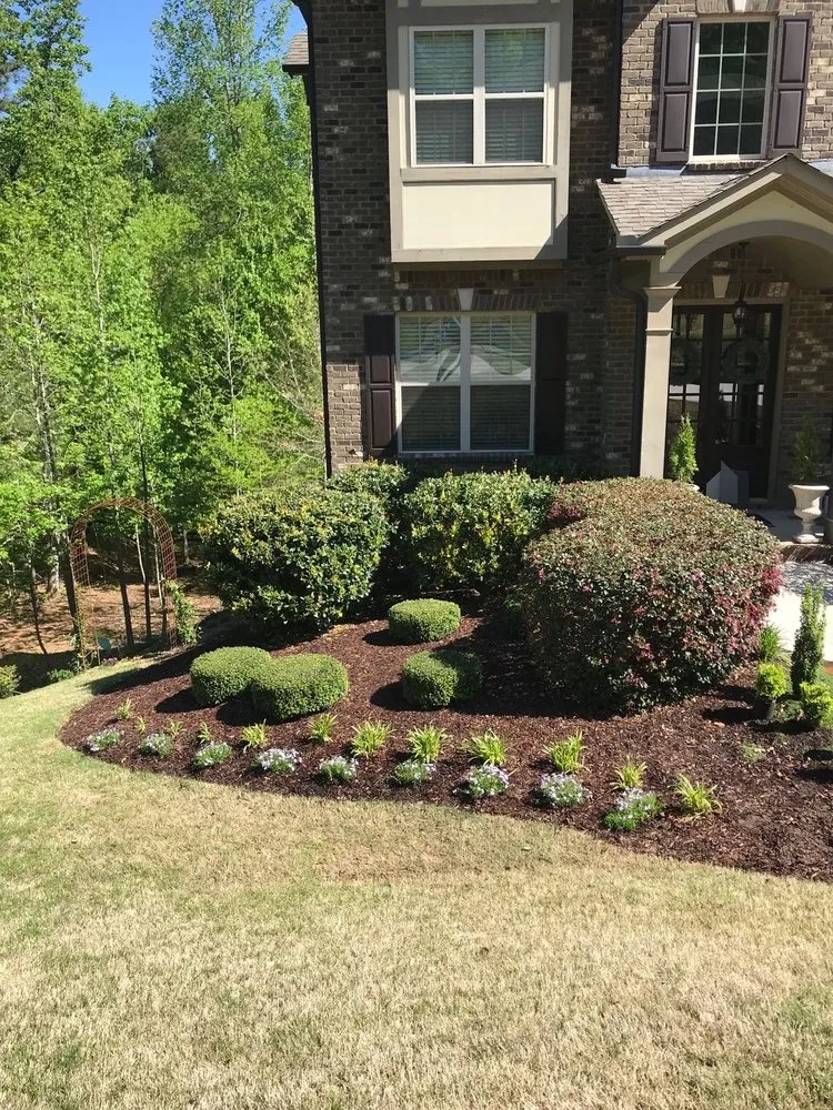 Custom yard cleanup service for year-round maintenance across Indianapolis, IN - HB Outdoors Landscaping & Hardscaping