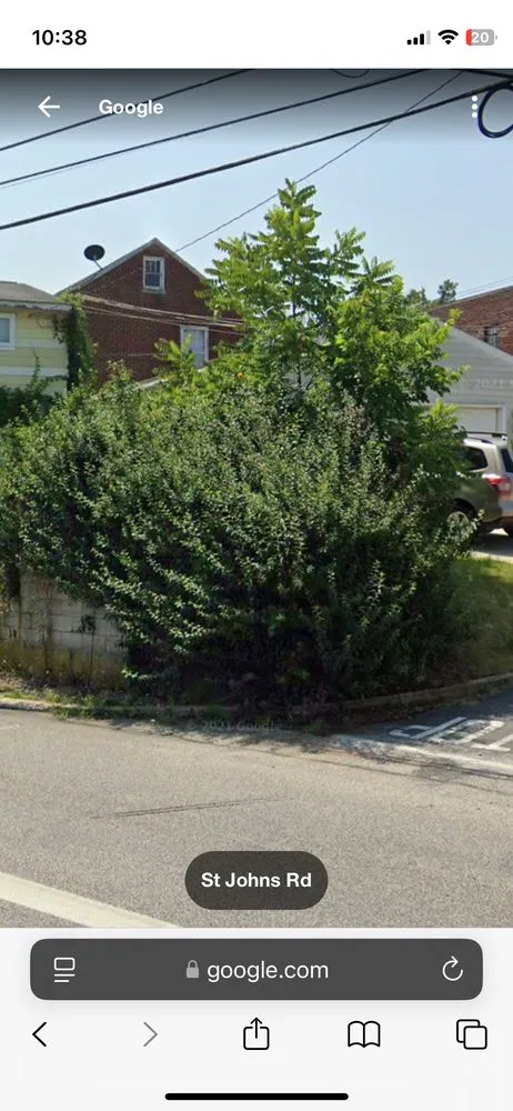 Custom outdoor landscaping in Harrisburg, PA by Hbg Clutch