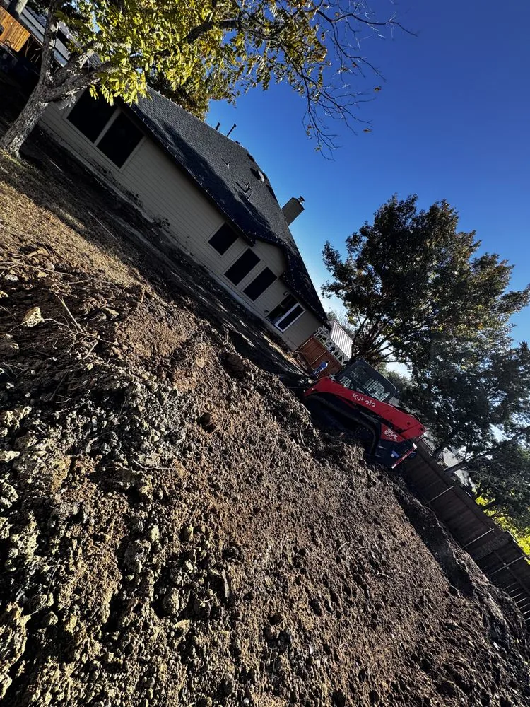 Custom yard cleanup service in Lockhart, TX by Hc Builds