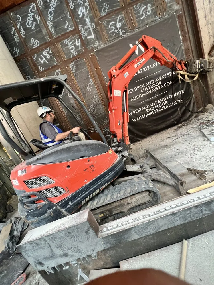 Custom yard cleanup service for beautiful yards across Lockhart, TX - Hc Builds