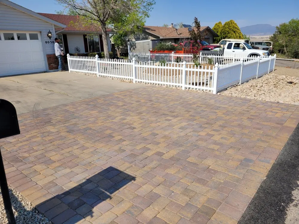 Reliable lawn care service experts serving Prescott Valley, AZ - H&C Landscaping