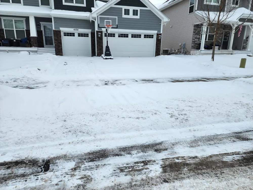 Local garden landscaping in Brooklyn Park, MN by H&C Services