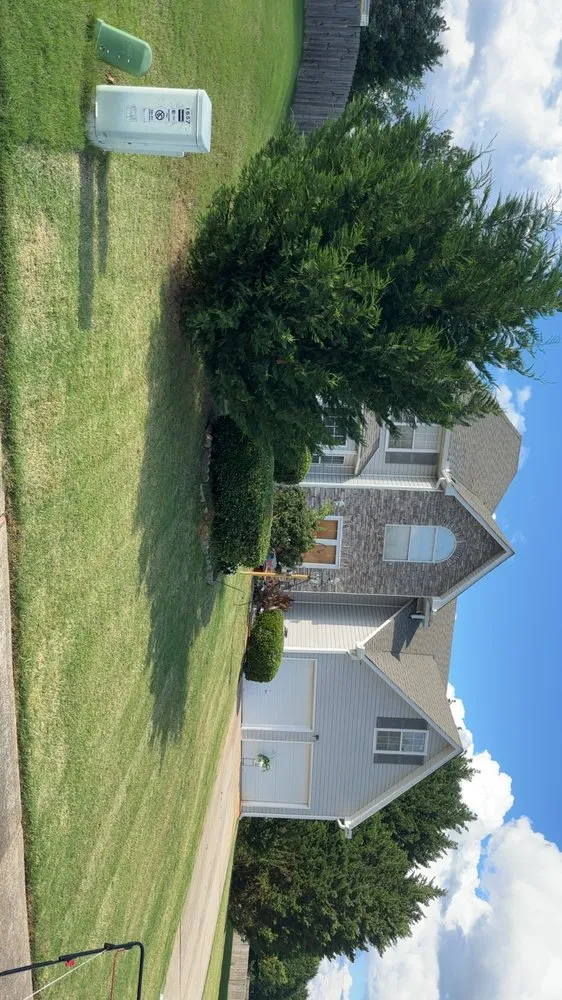 Top-rated yard cleanup service for year-round maintenance across Hampton, GA - Hcc Lawn Care