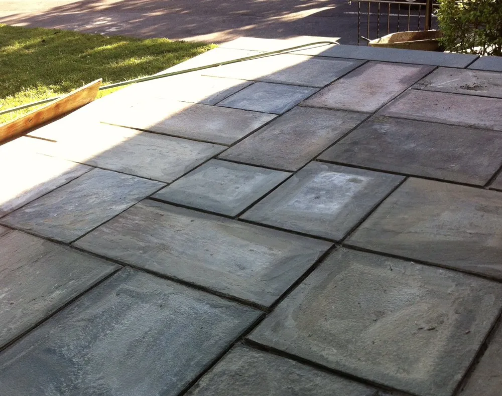 Expert garden landscaping in Peekskill, NY by HCR General Construction Corp