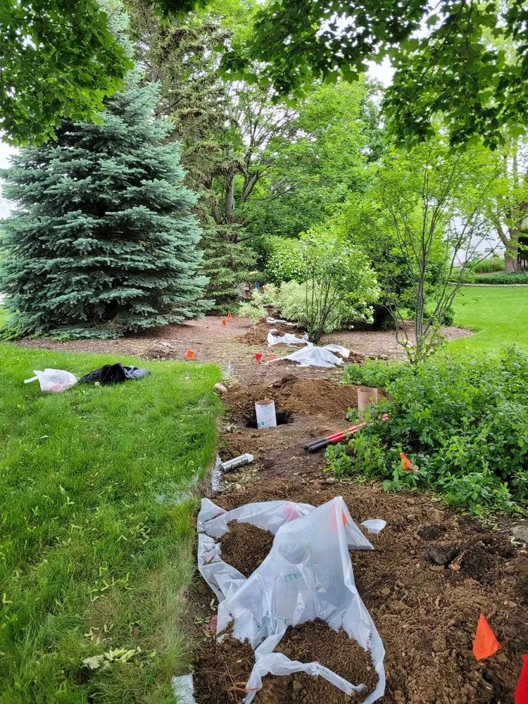 Expert lawn care service experts serving Harvard, IL - H&D Contractors