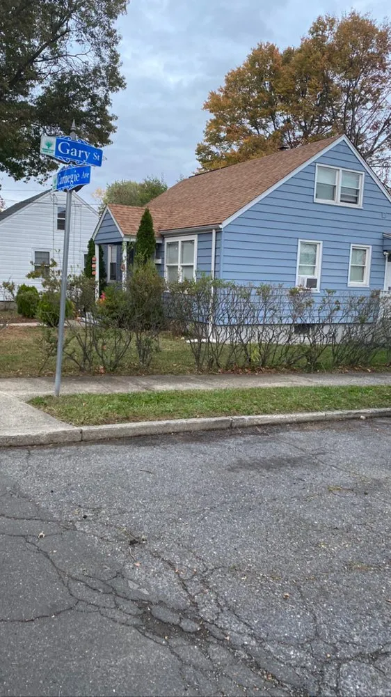 Affordable lawn mowing service near you across Bridgeport, CT - HD Landscaping