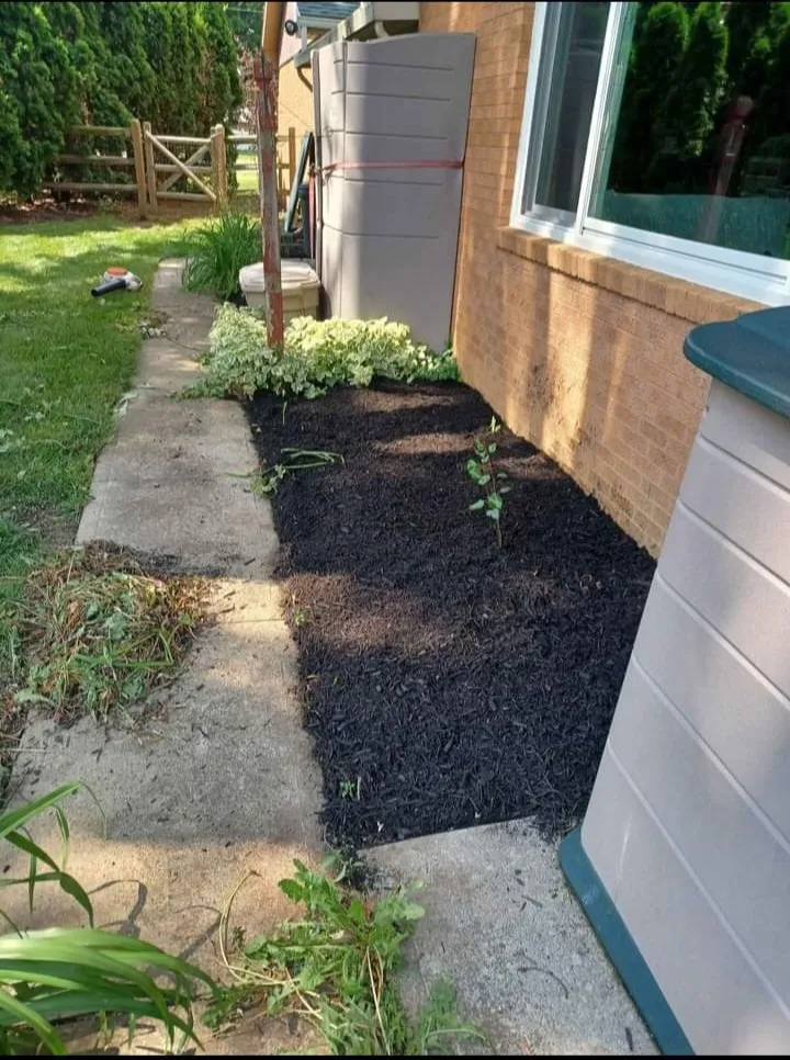 Local garden landscaping experts serving Findlay, OH - H&D LANDSCAPING