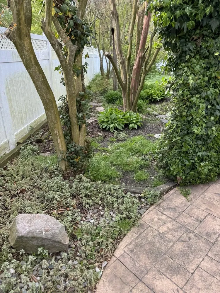 Professional lawn mowing service in Florence, NJ by H&D Landscaping LLC