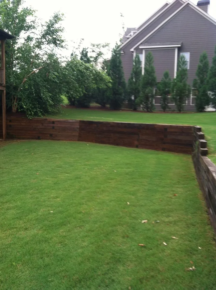 Affordable outdoor landscaping with custom design in Senoia, GA by HD Landscaping