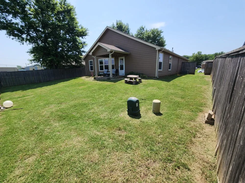 Top-rated residential landscaping in Okmulgee, OK by HD Lawns and Gardens