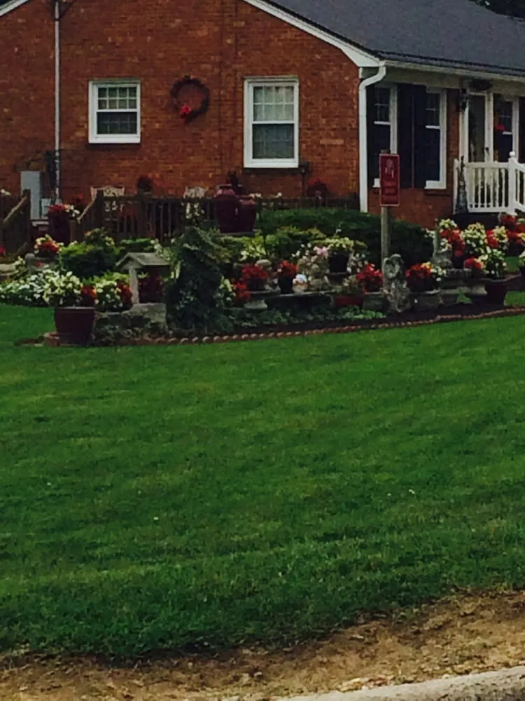 Custom lawn mowing service experts serving Prospect Hill, NC - H&D Nursery & Landscaping