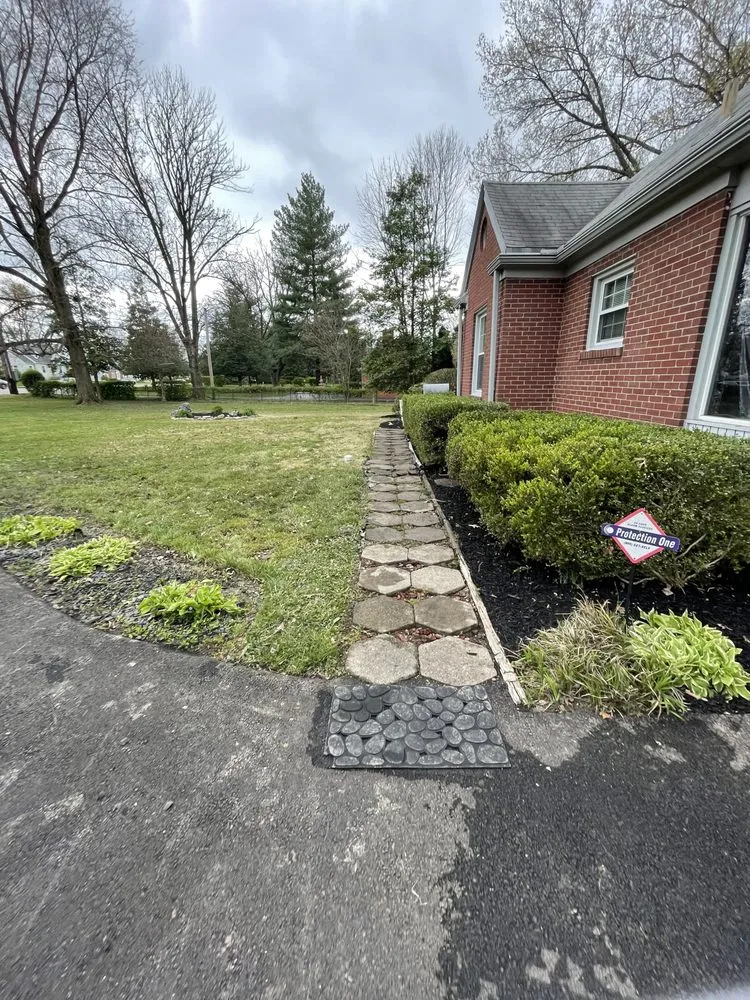 Top-rated garden landscaping for outdoor upgrades across Worthington Hills, KY - Hda lawn service