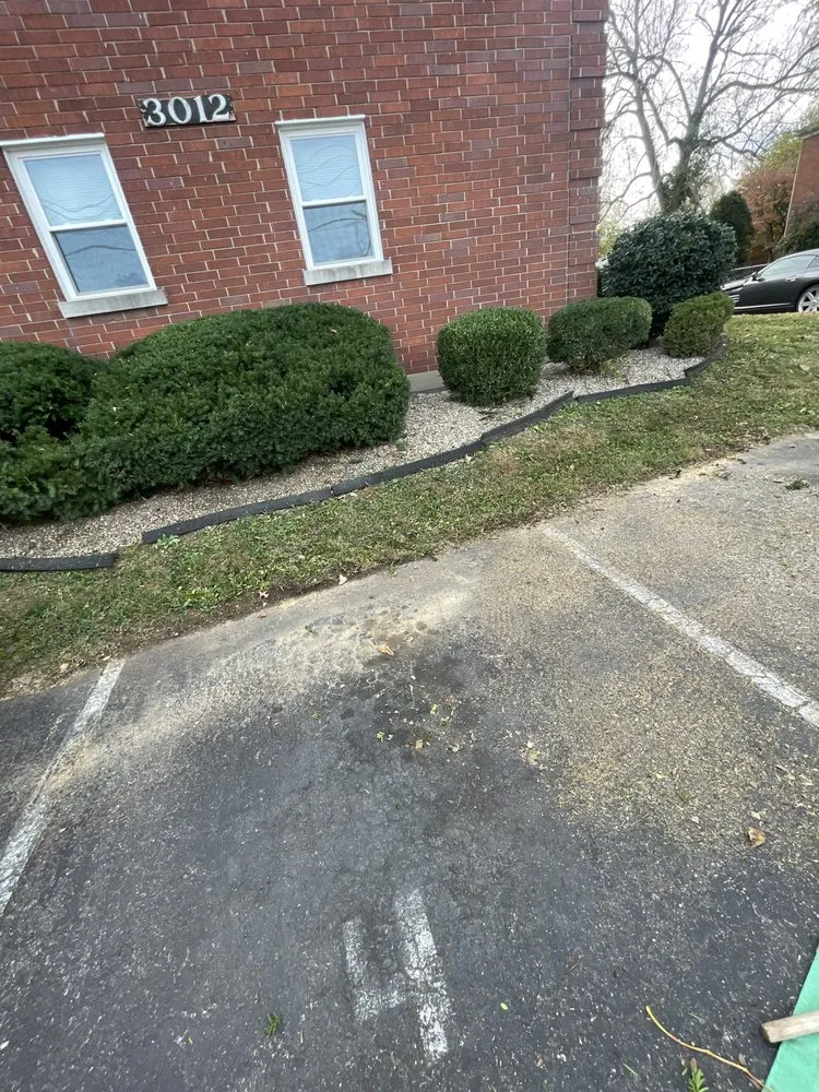 Reliable outdoor landscaping in Worthington Hills, KY by Hda lawn service