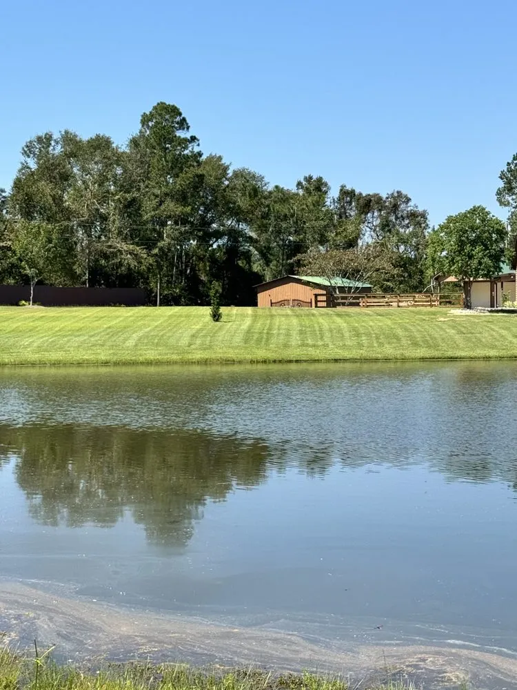 Professional residential landscaping with custom design in Baxley, GA by HDH Land Maintenance