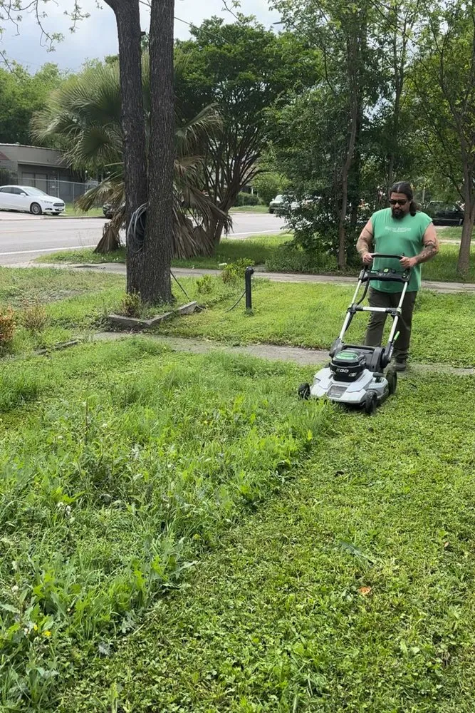 Trusted lawn care service for outdoor upgrades across San Antonio, TX - HDI Lawn Care and other stuff