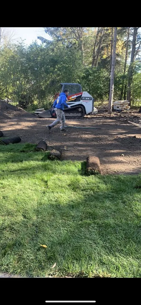 Expert lawn care service in Milwaukee, WI - Hdz Landscape