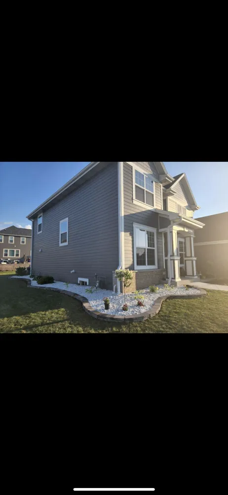 Affordable landscape installation in Milwaukee, WI by Hdz Landscape