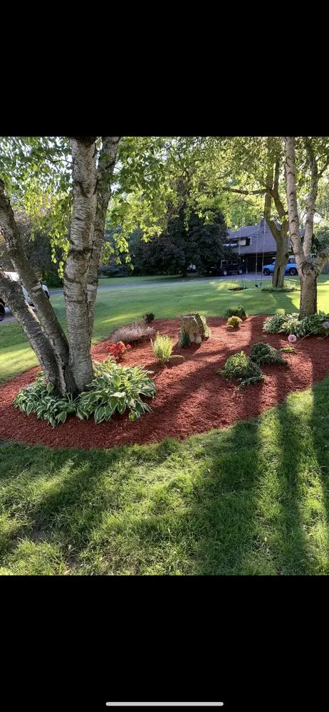 Custom landscaping services experts serving Milwaukee, WI - Hdz Landscape