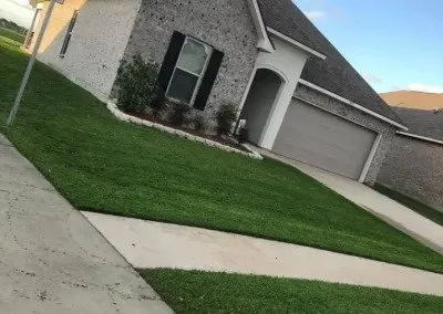 Affordable yard cleanup service experts serving Columbus, OH - H&E Lawncare Service