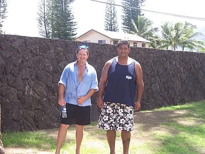 Custom lawn mowing service experts serving Honolulu, HI - HEA Masonry