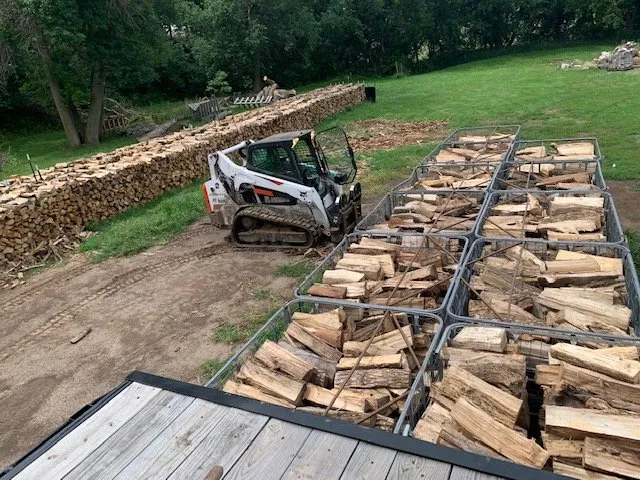 Reliable yard maintenance with custom design across Bellevue, NE - Heacock Hardwoods