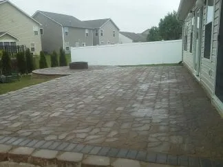 Expert lawn mowing service experts serving Indianapolis, IN - Headley Landscape